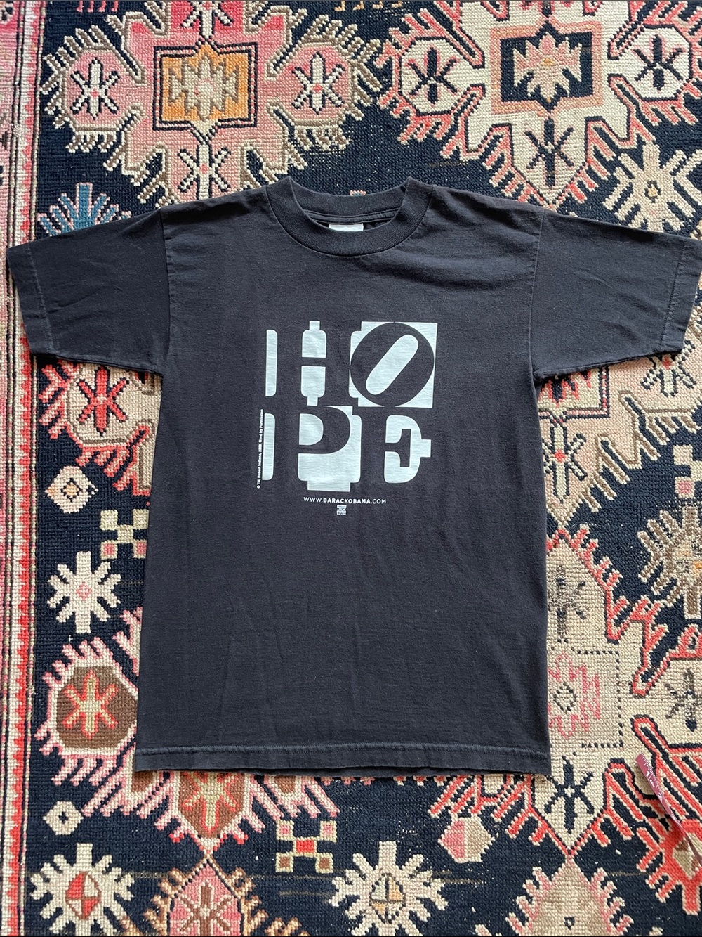 Barack Obama 'HOPE' Black Graphic Tee 2008 Robert Indiana President